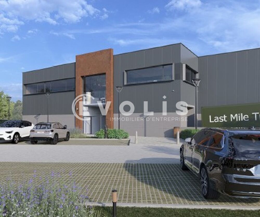   Locaux d'activité - A VENDRE - 1 367 m² non divisibles Comines