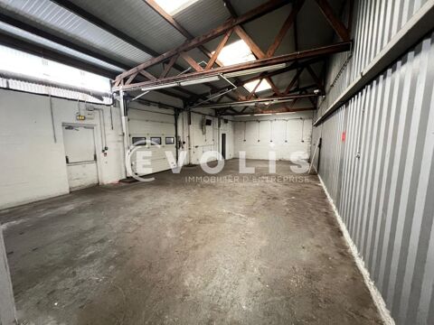Locaux d'activit&eacute; - A LOUER - 312 m&sup2; non divisibles 2400 91320 Wissous