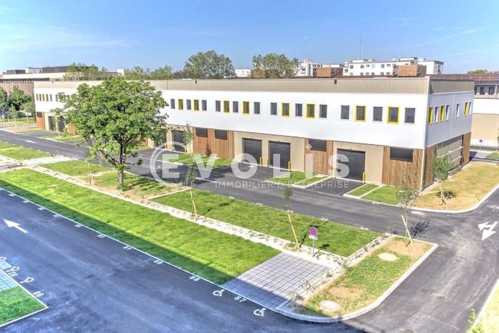   Locaux d'activité - A LOUER - 341 m² non divisibles Fresnes