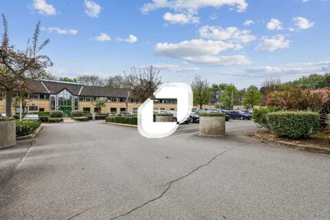 Bureaux - A LOUER - 223 m&sup2; divisibles &agrave; partir de 40 m&sup2; 2639 77420 Champs sur marne