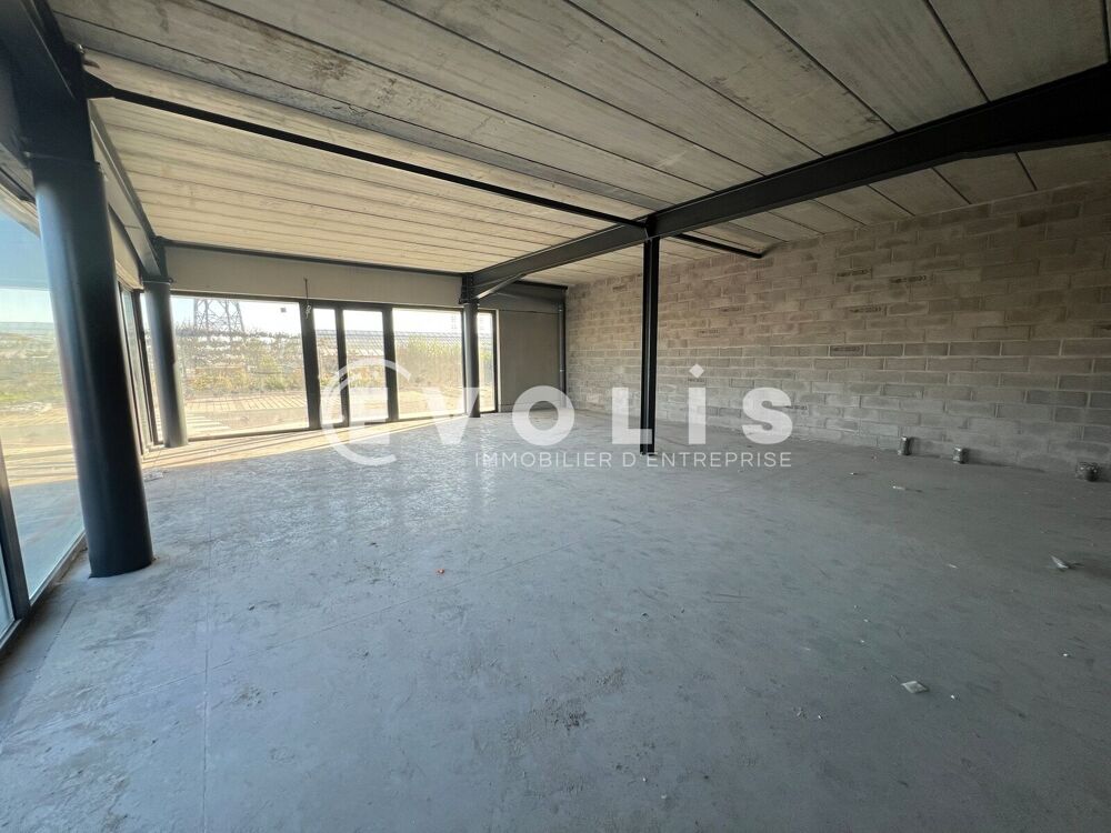   Locaux d'activité - A VENDRE - 1 726 m² divisibles à partir de 206 m² Mouvaux