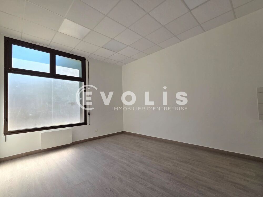   Bureaux - A LOUER - 578 m² divisibles à partir de 100 m² Ivry sur seine