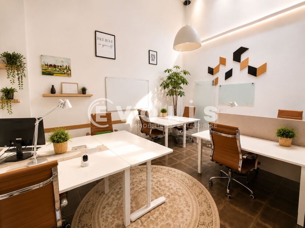   Bureaux - A LOUER - 20 m² non divisibles Paris 10