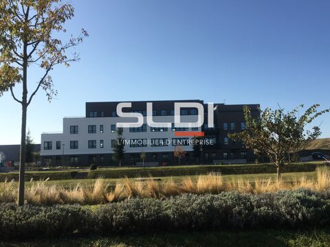 EVEREST 2 - 792 m&sup2; divisibles &agrave; partir de 340 m&sup2; 8910 69740 Genas