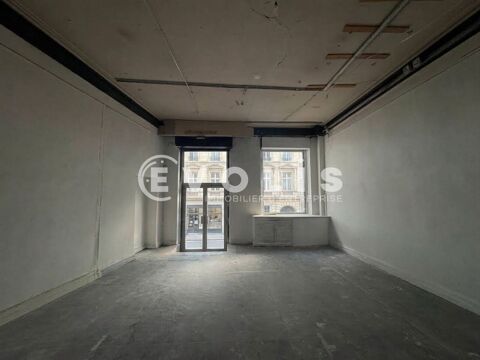   Bureaux - A LOUER - 381 m² divisibles à partir de 141 m² 