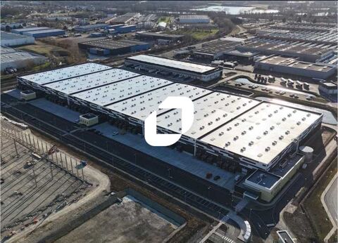 Entrep&ocirc;ts - A LOUER - 12&nbsp;236 m&sup2; non divisibles 165743 57365 Ennery