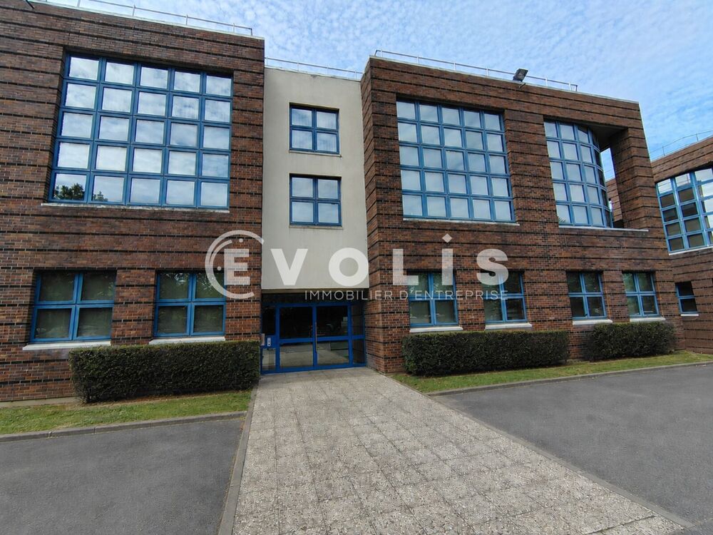   Locaux d'activité - A VENDRE - 805 m² non divisibles 