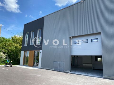   Locaux d'activité - A LOUER - 670 m² non divisibles 