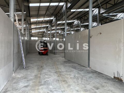  Locaux d'activité - A VENDRE - 2 012 m² divisibles à partir de 56 m² 