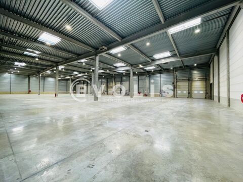 Entrep&ocirc;ts - A LOUER - 17&nbsp;271 m&sup2; divisibles &agrave; partir de 5&nbsp;978 m&sup2; 93551 77380 Combs la ville