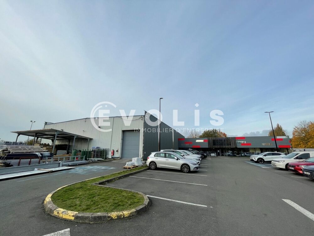   Locaux d'activité - A LOUER - 1 800 m² non divisibles Sainghin en melantois