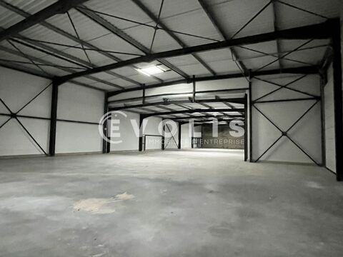 Locaux d'activit&eacute; - A LOUER - 1&nbsp;030 m&sup2; non divisibles 8167 33530 Bassens