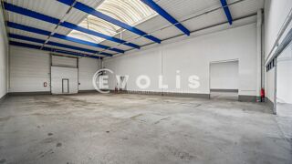   Locaux d'activité - A LOUER - 11 740 m² divisibles à partir de 211 m² Bonneuil sur marne