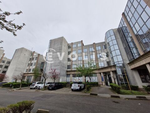Immeuble situ&eacute; au pied du RER A - 586 m&sup2; divisibles &agrave; partir de 250 m&sup2; 6036 93360 Neuilly plaisance