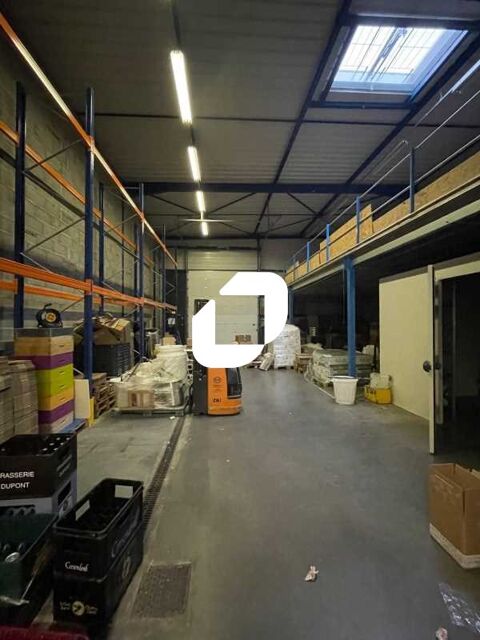 Locaux d'Activit&eacute;s - A LOUER - 378 m&sup2; non divisibles 2835 38130 Echirolles