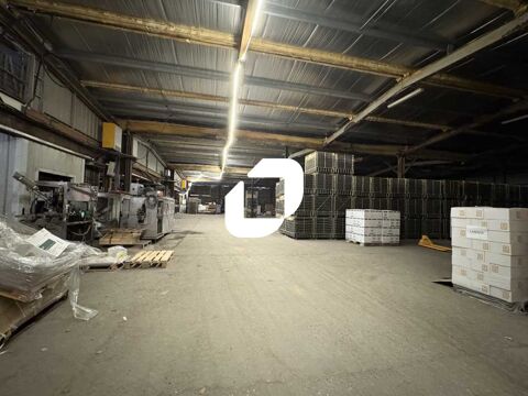 Entrepôts - A LOUER - 4 270 m² non divisibles 14233 33750 Beychac et caillau