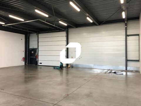 Activit&eacute;s et Bureaux - A LOUER - 550 m&sup2; non divisibles 7750 92390 Villeneuve la garenne