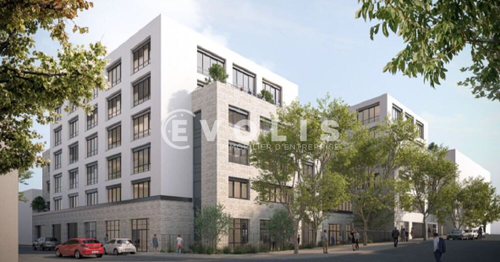   Bureaux - A VENDRE - 7 265 m² divisibles à partir de 158 m² Lyon 9