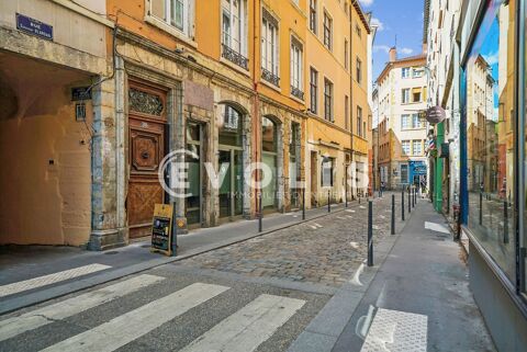   Bureaux - A VENDRE - 122 m² non divisibles 