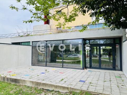 Locaux commerciaux - A VENDRE - 253 m² non divisibles 559636 77420 Champs sur marne