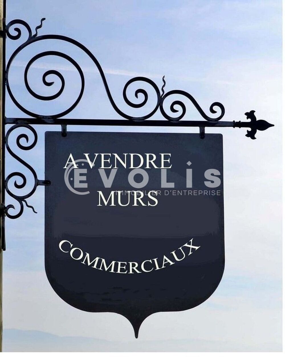   Locaux commerciaux - A VENDRE - 89 m² non divisibles 
