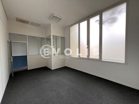   Bureaux - A LOUER - 130 m² non divisibles 