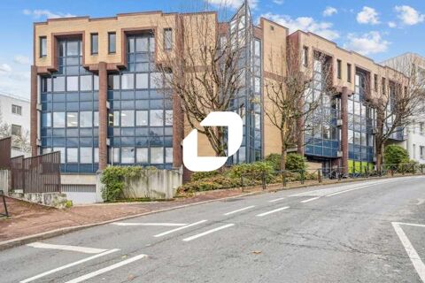 Bureaux - A LOUER - 362 m² non divisibles 4397 92380 Garches