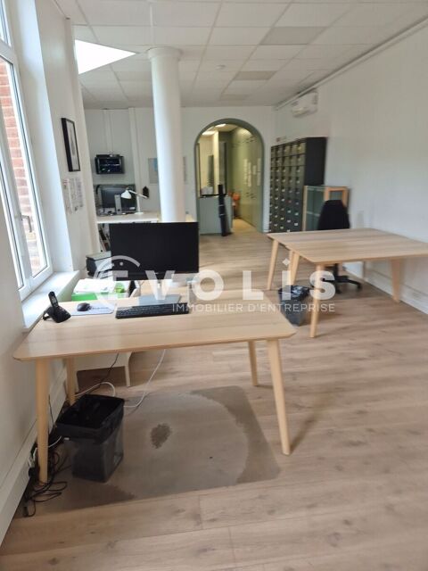   Bureaux - A LOUER - 135 m² non divisibles 
