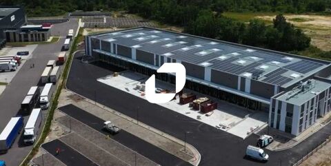 Entrep&ocirc;ts - A LOUER - 4&nbsp;905 m&sup2; non divisibles 44963 33640 Ayguemorte les graves