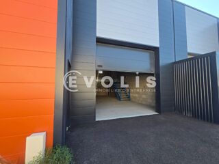   Locaux d'activité - A VENDRE - 344 m² divisibles à partir de 164 m² Brieres les scelles