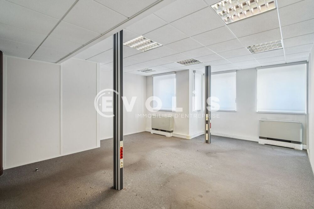   Bureaux - A LOUER - 238 m² non divisibles Paris 13