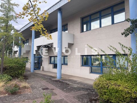 Bureaux - A LOUER - 214 m&sup2; non divisibles 1587 69500 Bron