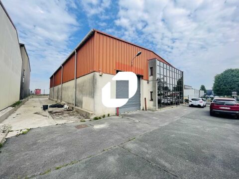 Locaux d'Activit&eacute;s - A VENDRE - 560 m&sup2; non divisibles 1200000 77170 Brie comte robert
