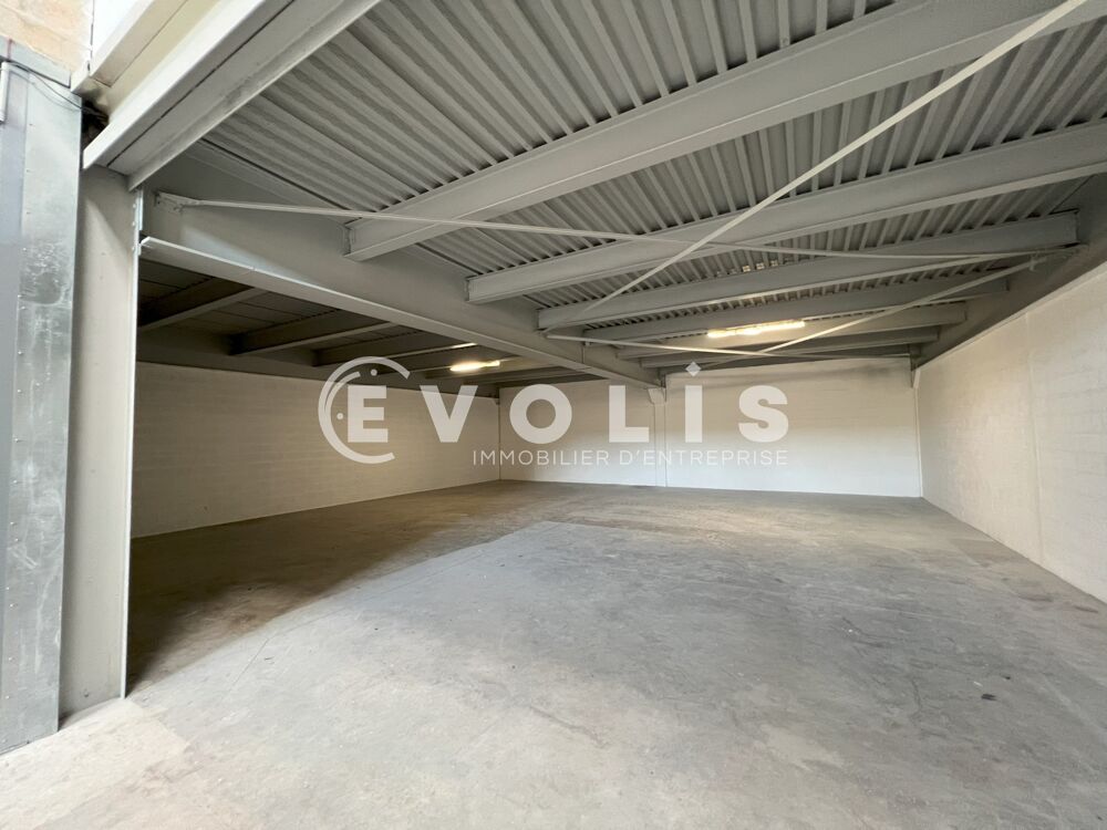   Locaux d'activité - A LOUER - 3 199 m² divisibles à partir de 146 m² Neuilly plaisance