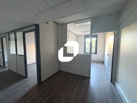 Bureaux - A LOUER - 900 m&sup2; divisibles &agrave; partir de 76 m&sup2; 9750 69003 Lyon