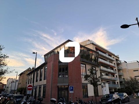 Bureaux - A VENDRE - 447 m&sup2; non divisibles 2100000 92170 Vanves