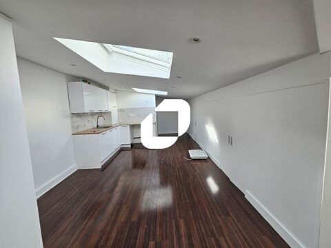 Bureaux - A LOUER - 82 m&sup2; divisibles &agrave; partir de 35 m&sup2; 2050 78000 Versailles