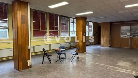   Bureaux - A VENDRE - 276 m² non divisibles 