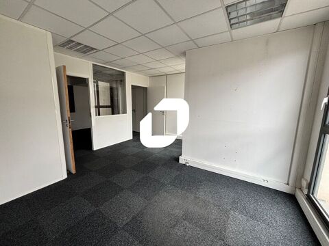 Bureaux - A LOUER - 697 m&sup2; divisibles &agrave; partir de 110 m&sup2; 9735 33800 Bordeaux