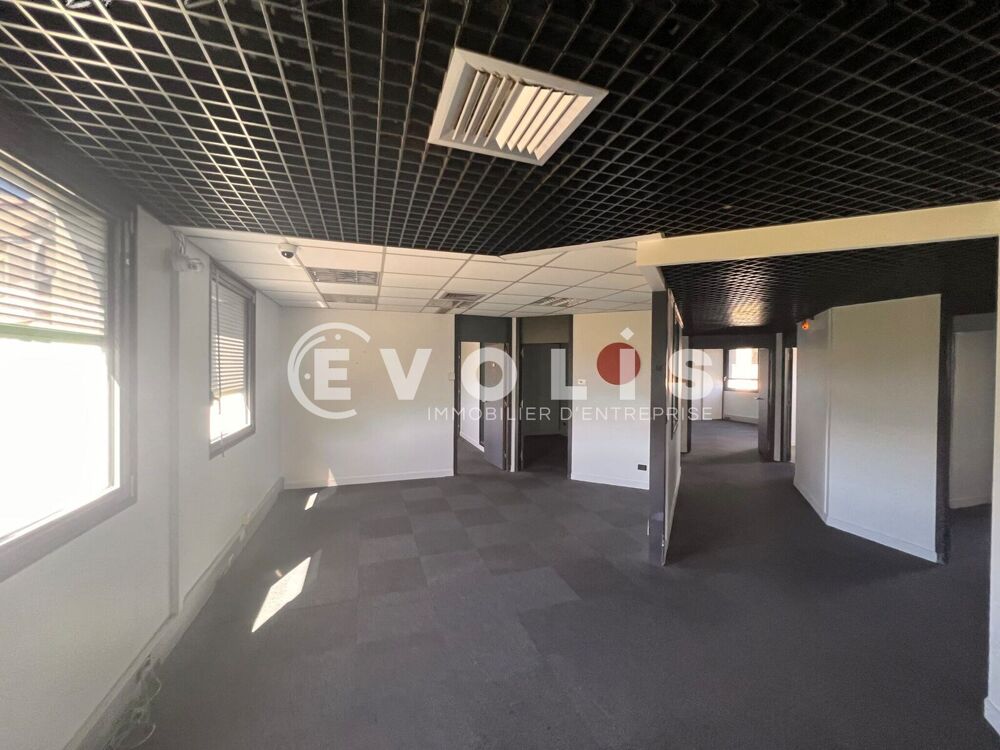   Bureaux - A LOUER - 325 m² non divisibles Lyon 9