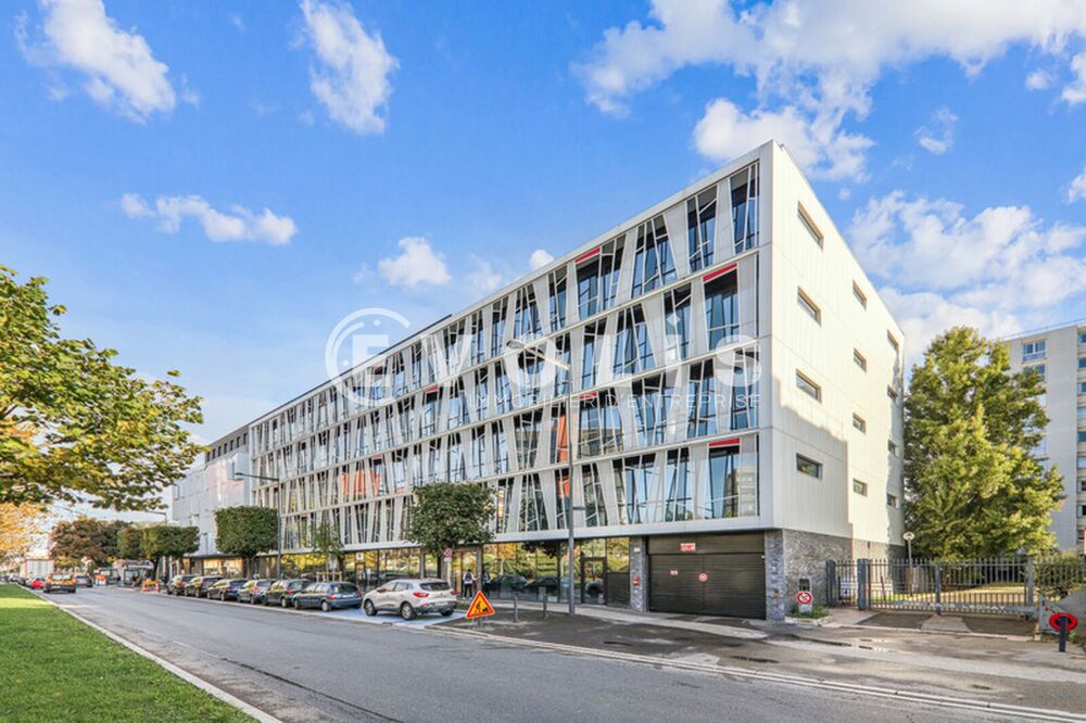   Immeuble de standing - 1 374 m² divisibles à partir de 272 m² 