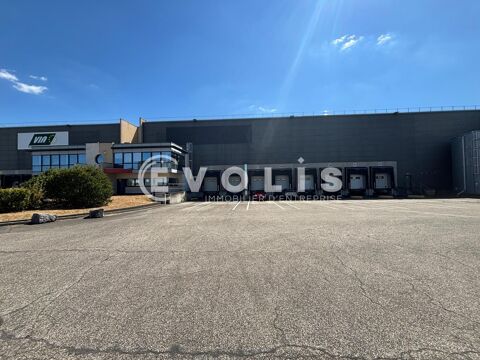   Locaux d'activité - A LOUER - 21 112 m² divisibles à partir de 4 535 m² 