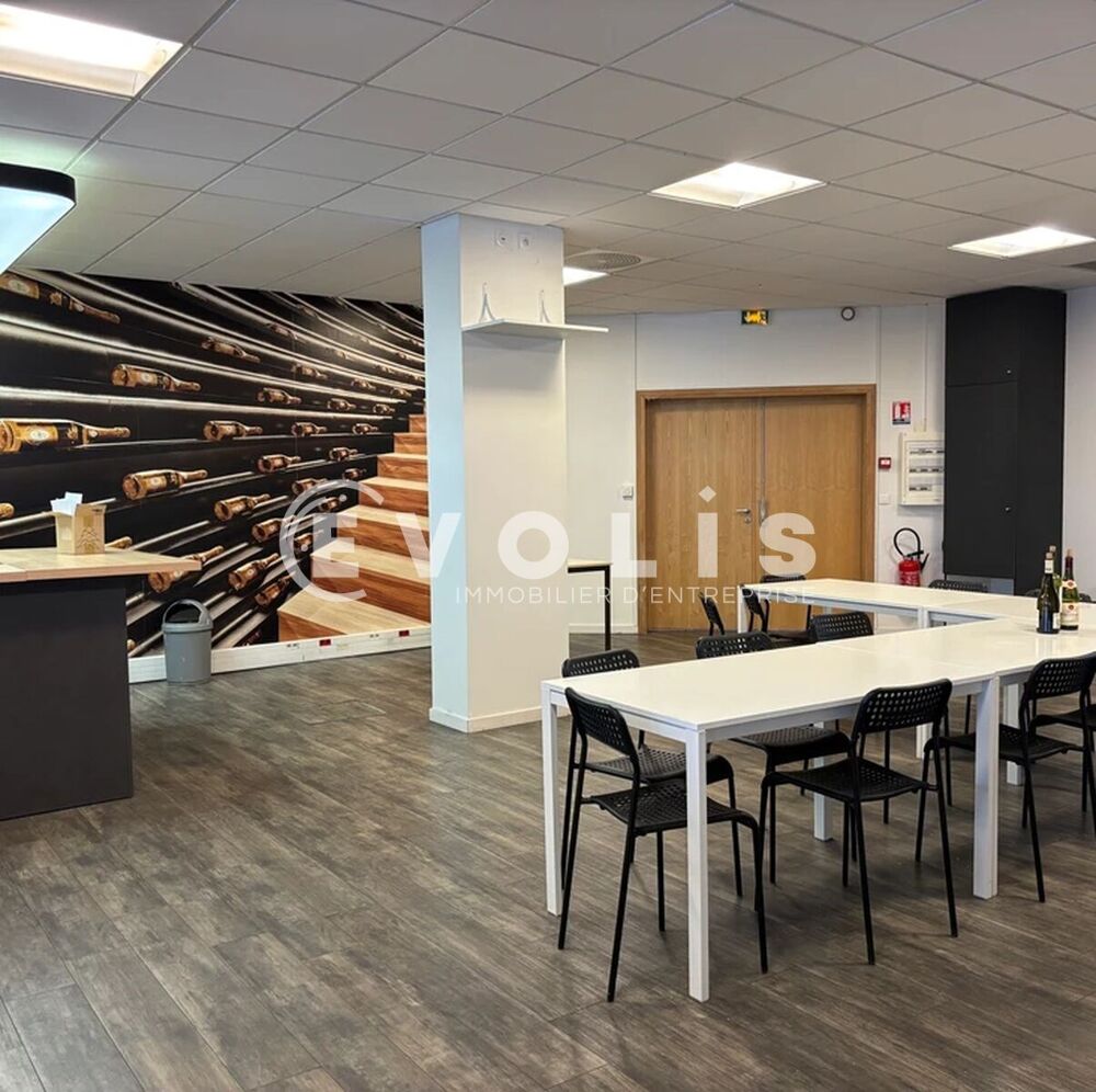   Bureaux - A LOUER - 560 m² divisibles à partir de 100 m² Moirans