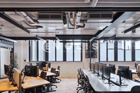   Bureaux - A LOUER - 628 m² non divisibles 