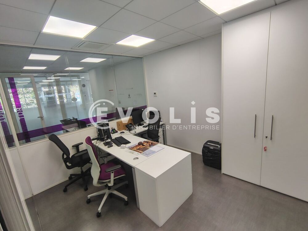   Bureaux - A VENDRE - 339 m² non divisibles Montreuil