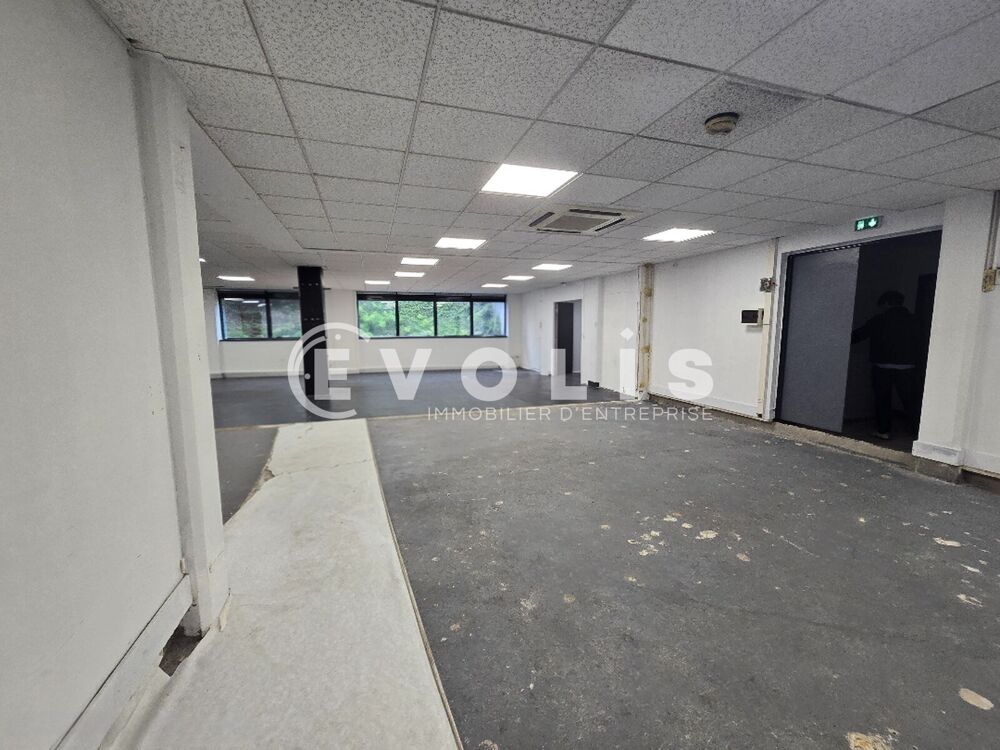  Locaux d'activité - A LOUER - 206 m² divisibles à partir de 61 m² Les ulis