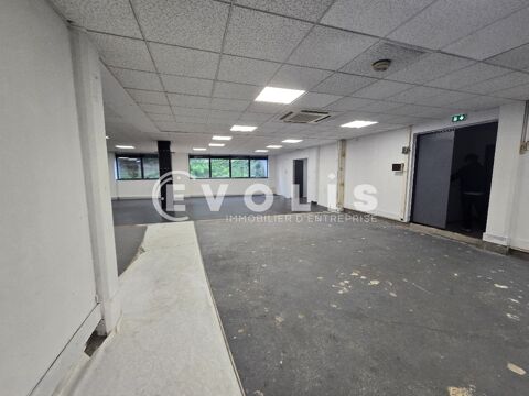   Locaux d'activité - A LOUER - 206 m² divisibles à partir de 61 m² 