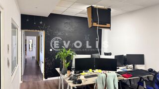   Bureaux - A LOUER - 410 m² divisibles à partir de 140 m² Lyon 6