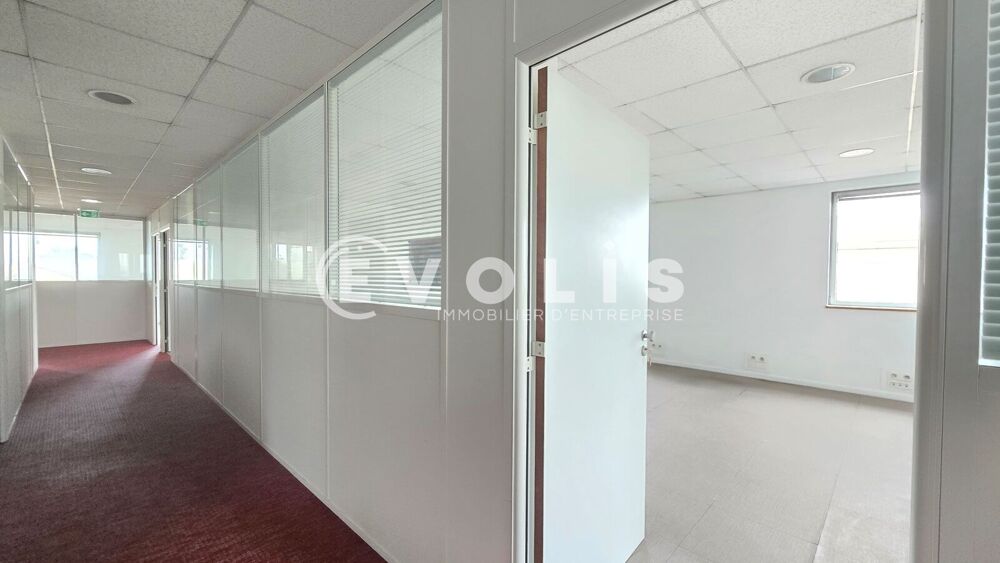   Locaux d'activité - A LOUER - 2 514 m² divisibles à partir de 293 m² Chevilly larue