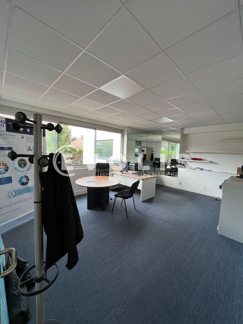   Bureaux - A LOUER - 316 m² divisibles à partir de 15 m² Les ulis